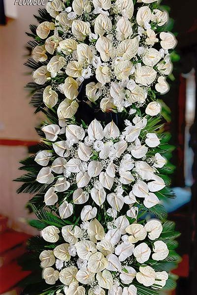تاج گل اروپایی تسلیت 3 طبقه ای با کد( taj-43)